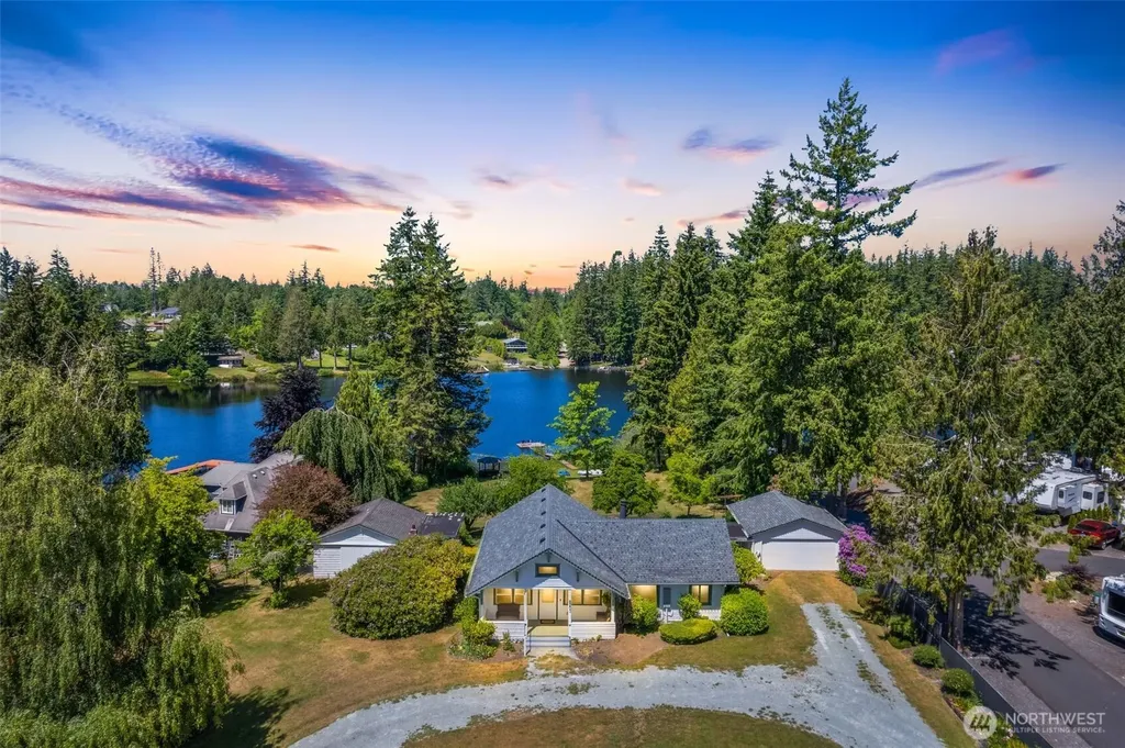 8203 Lakewood Road Stanwood WA 98292