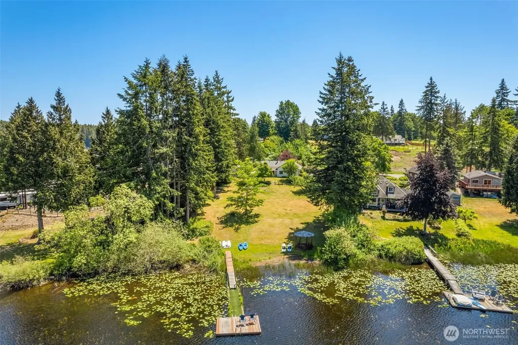 8203 Lakewood Road Stanwood WA 98292