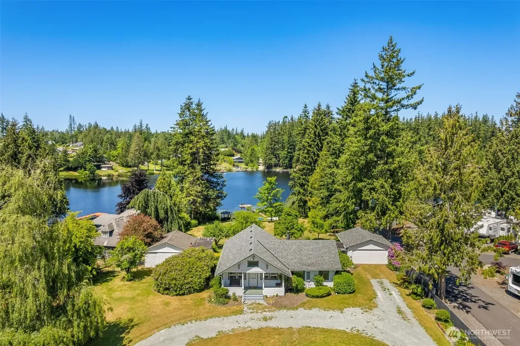 8203 Lakewood Road Stanwood WA 98292