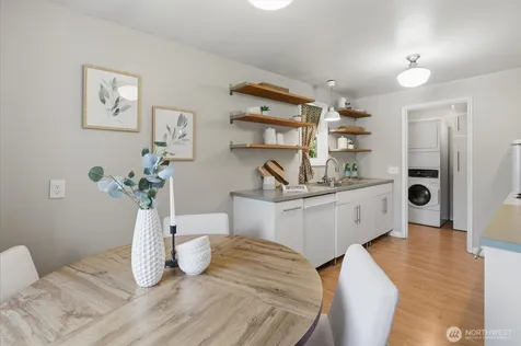 7752 17th Avenue SW Seattle WA 98106
