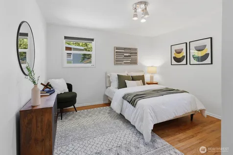 7752 17th Avenue SW Seattle WA 98106