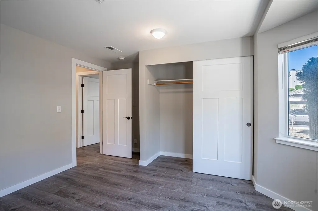 808 W Manson Highway Chelan WA 98816