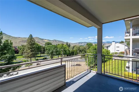 808 W Manson Highway Chelan WA 98816