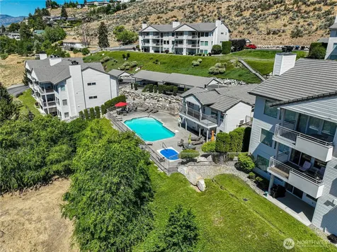 808 W Manson Highway Chelan WA 98816