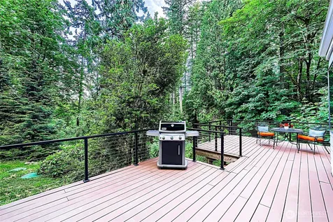 13020 Squak Mountain Road SE Issaquah WA 98027