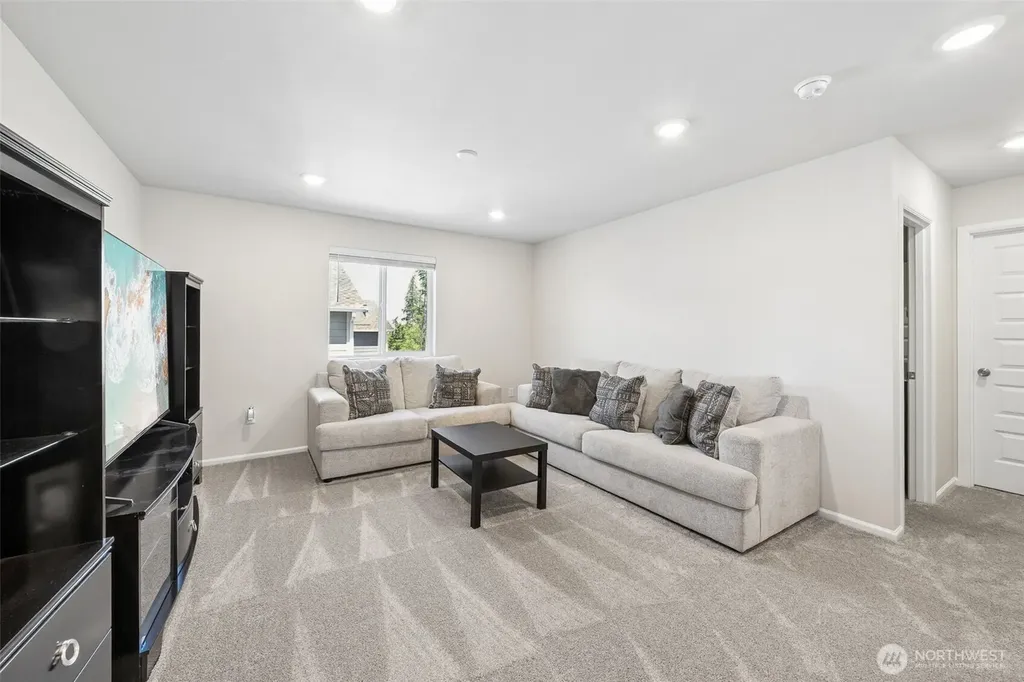 19429 137th Avenue Court E Graham WA 98338
