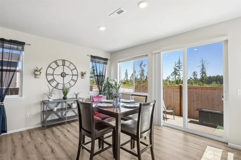 19429 137th Avenue Court E Graham WA 98338