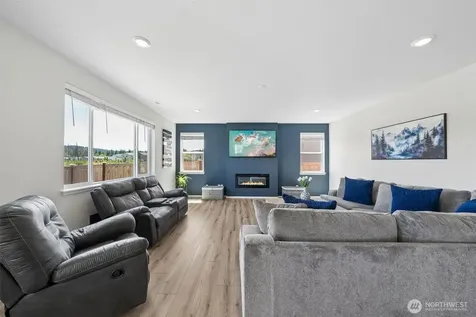19429 137th Avenue Court E Graham WA 98338