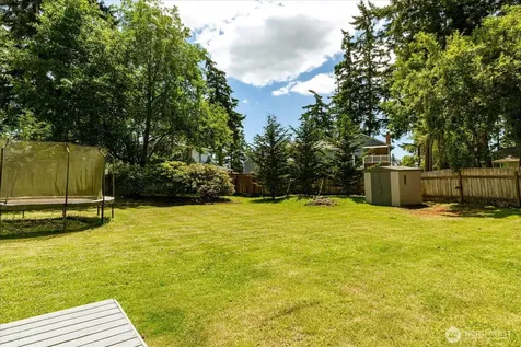 1565 SW Putnam Drive Oak Harbor WA 98277