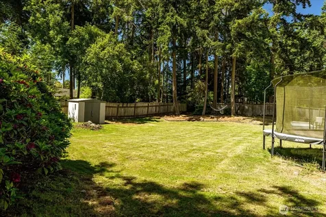 1565 SW Putnam Drive Oak Harbor WA 98277