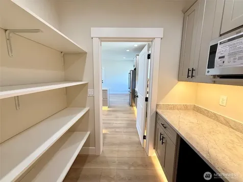 22 Benjamin Place Malaga WA 98828