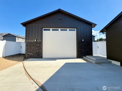 22 Benjamin Place Malaga WA 98828