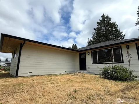 20213 60th Avenue W Lynnwood WA 98360