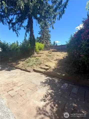 20213 60th Avenue W Lynnwood WA 98360