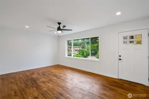 20213 60th Avenue W Lynnwood WA 98360
