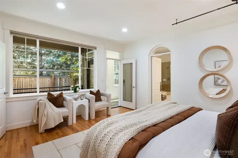 716 99th Avenue NE Bellevue WA 98004