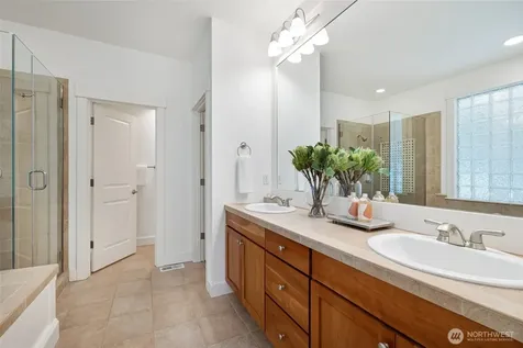 716 99th Avenue NE Bellevue WA 98004