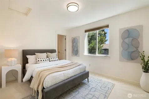 716 99th Avenue NE Bellevue WA 98004