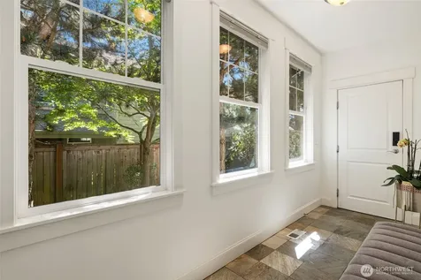 716 99th Avenue NE Bellevue WA 98004