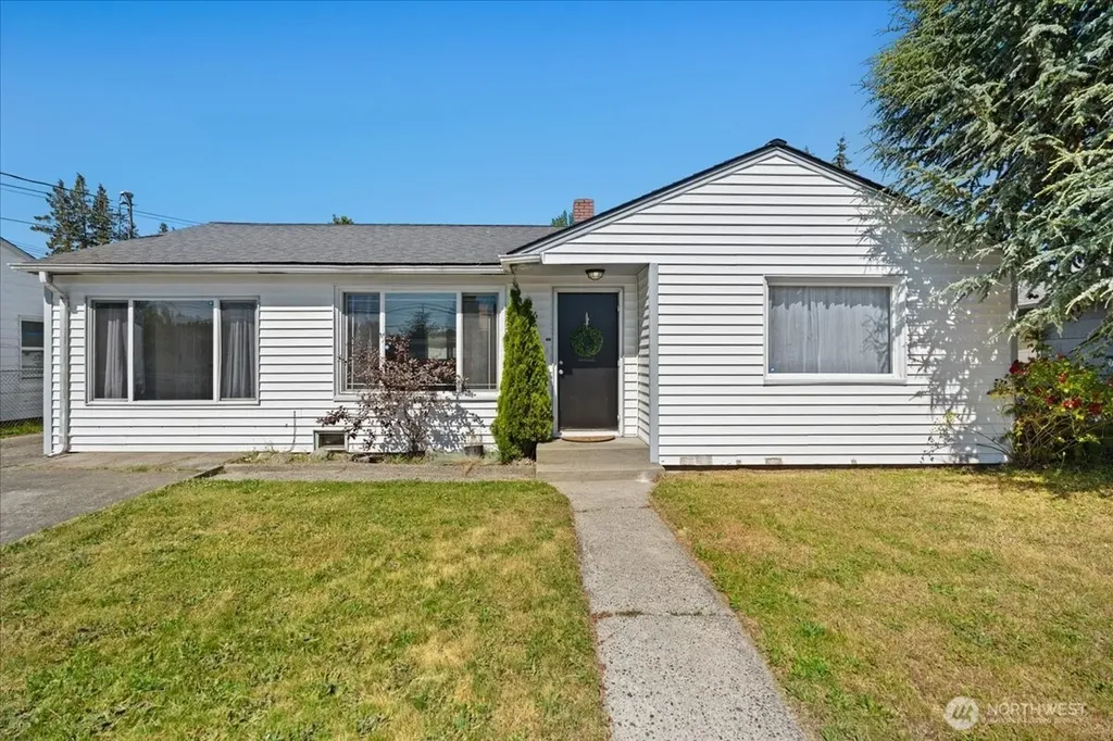 1816 S Sprague Avenue Tacoma WA 98405