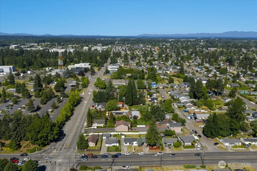 1816 S Sprague Avenue Tacoma WA 98405