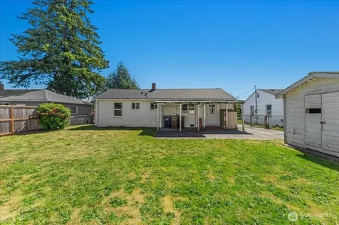 1816 S Sprague Avenue Tacoma WA 98405