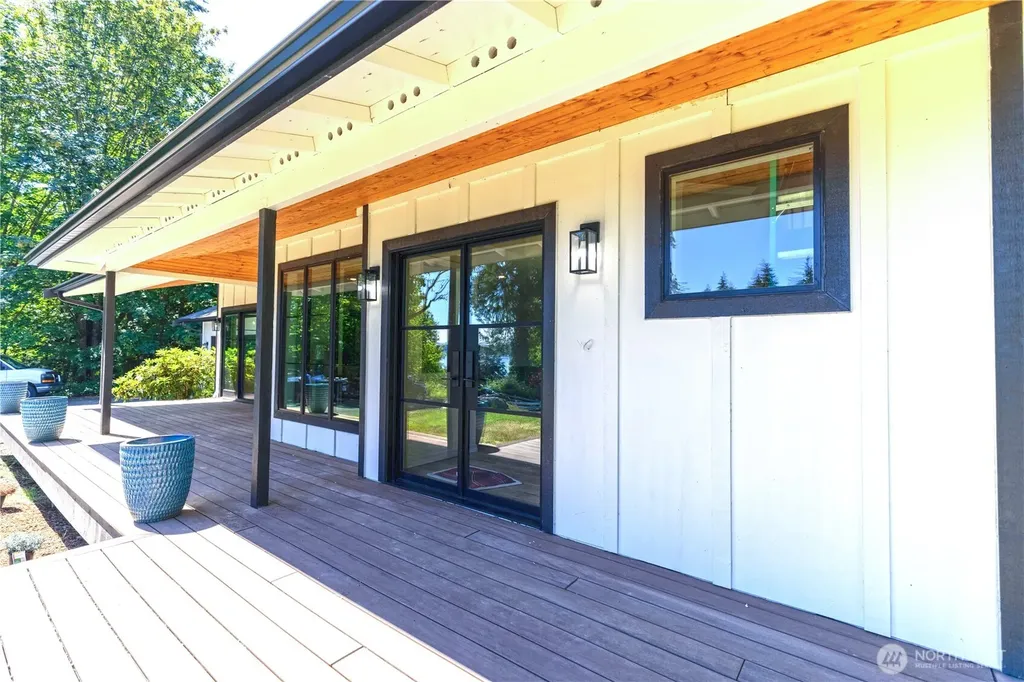 178 Bella Bella Drive Fox Island WA 98333