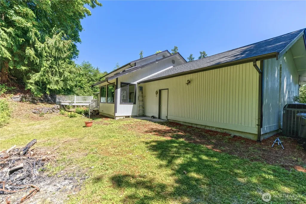 178 Bella Bella Drive Fox Island WA 98333