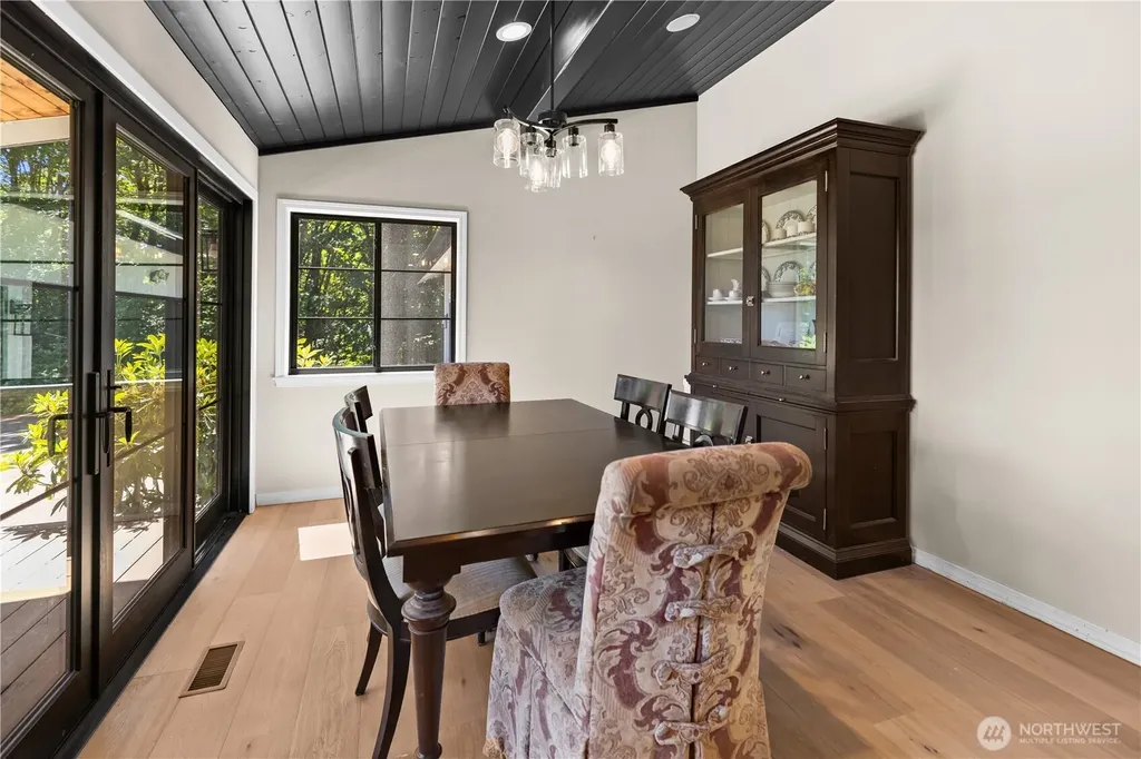 178 Bella Bella Drive Fox Island WA 98333
