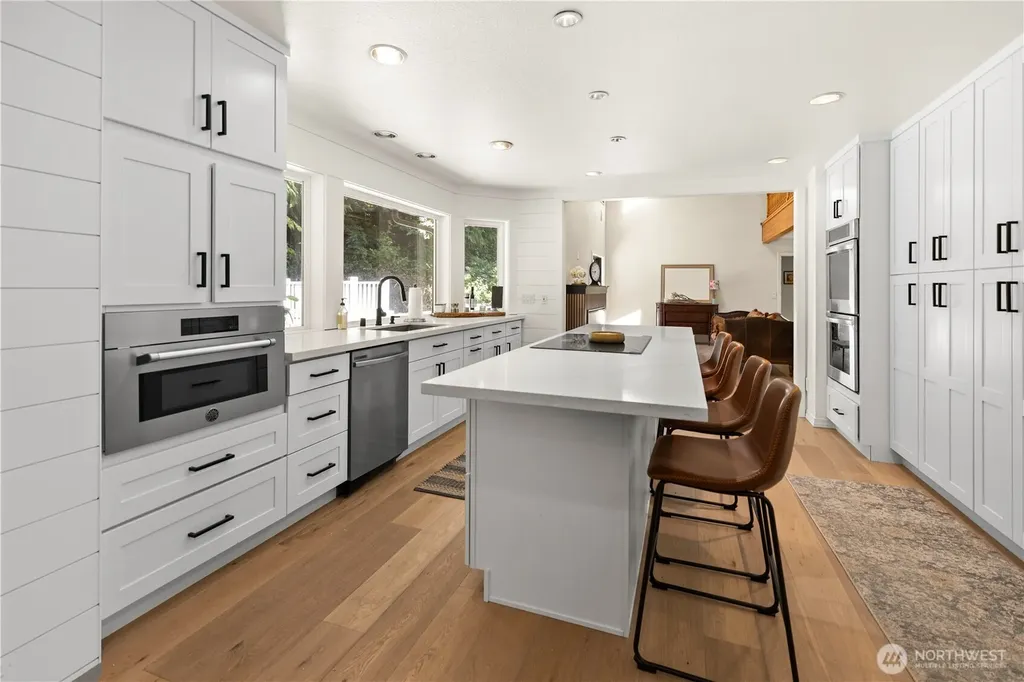 178 Bella Bella Drive Fox Island WA 98333