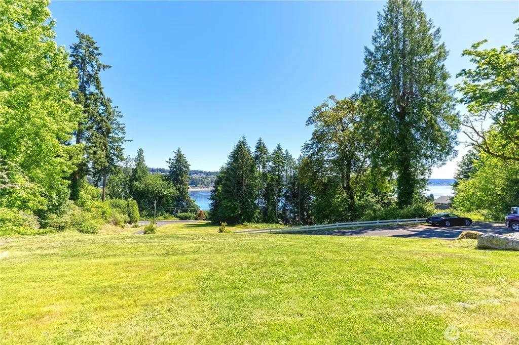 178 Bella Bella Drive Fox Island WA 98333