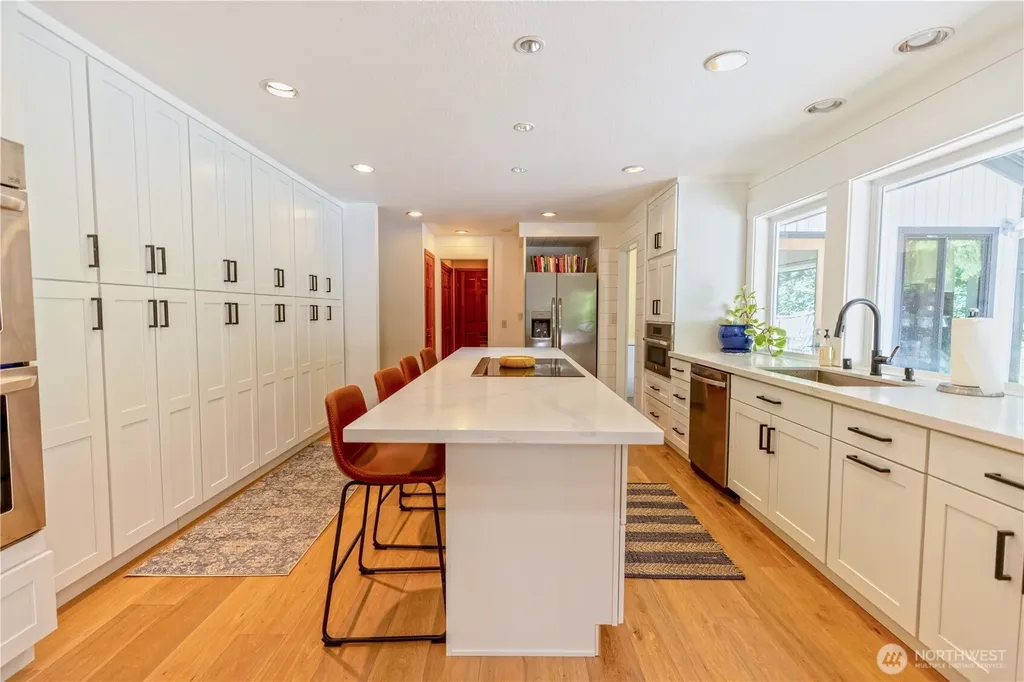 178 Bella Bella Drive Fox Island WA 98333