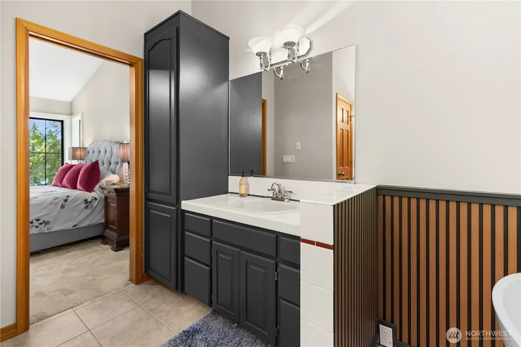 178 Bella Bella Drive Fox Island WA 98333