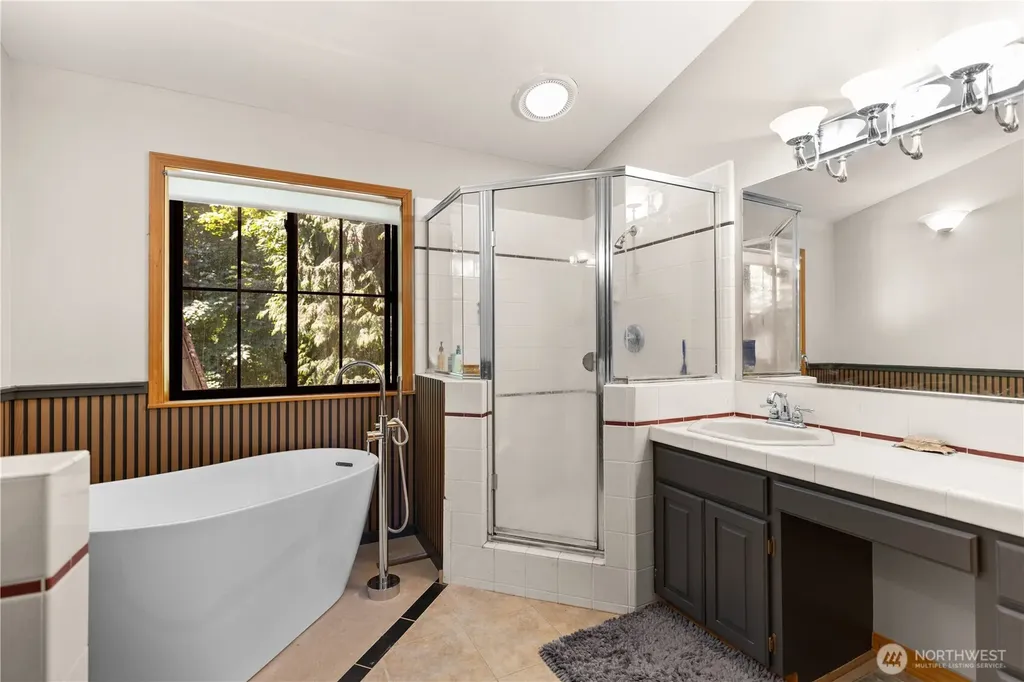 178 Bella Bella Drive Fox Island WA 98333