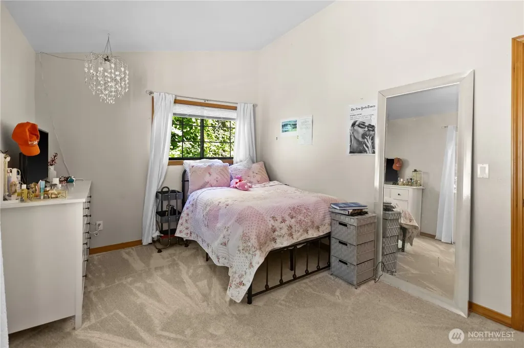 178 Bella Bella Drive Fox Island WA 98333