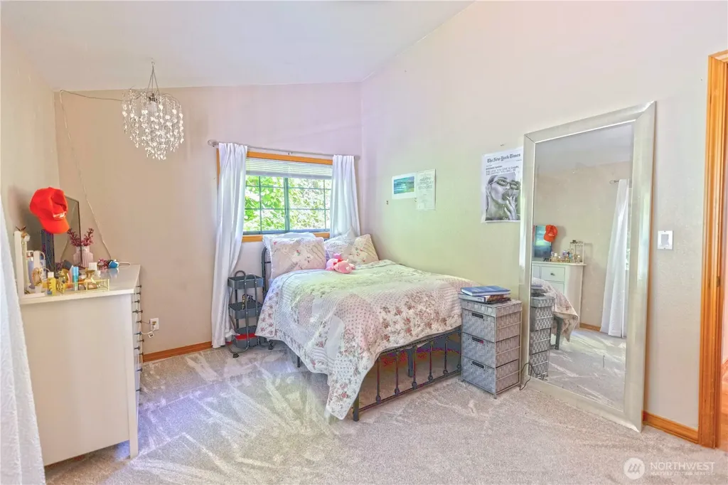 178 Bella Bella Drive Fox Island WA 98333