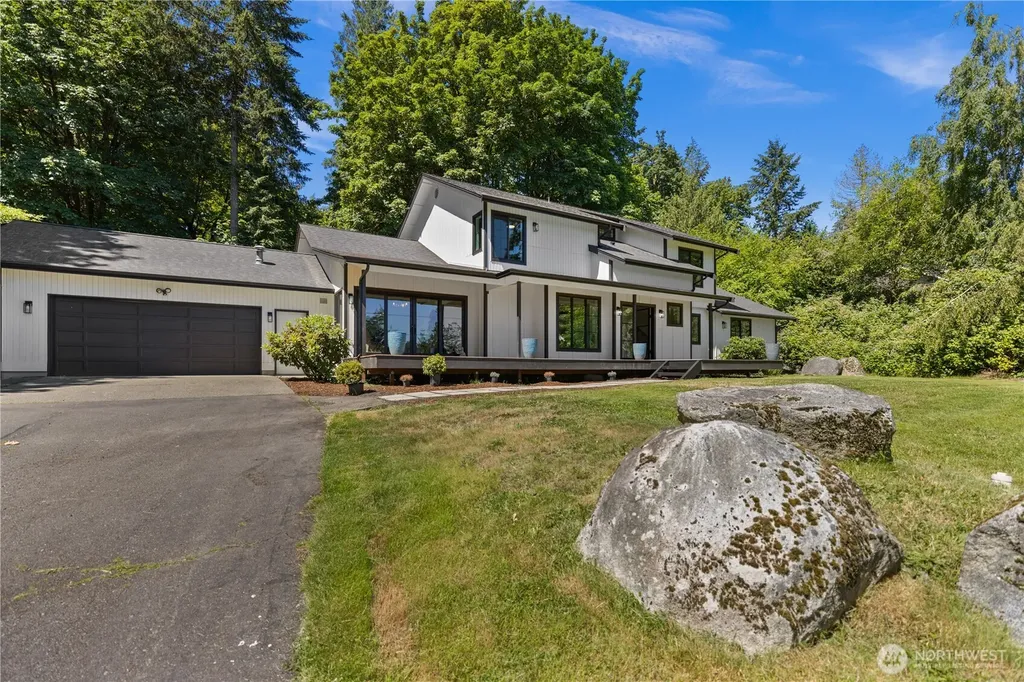 178 Bella Bella Drive Fox Island WA 98333