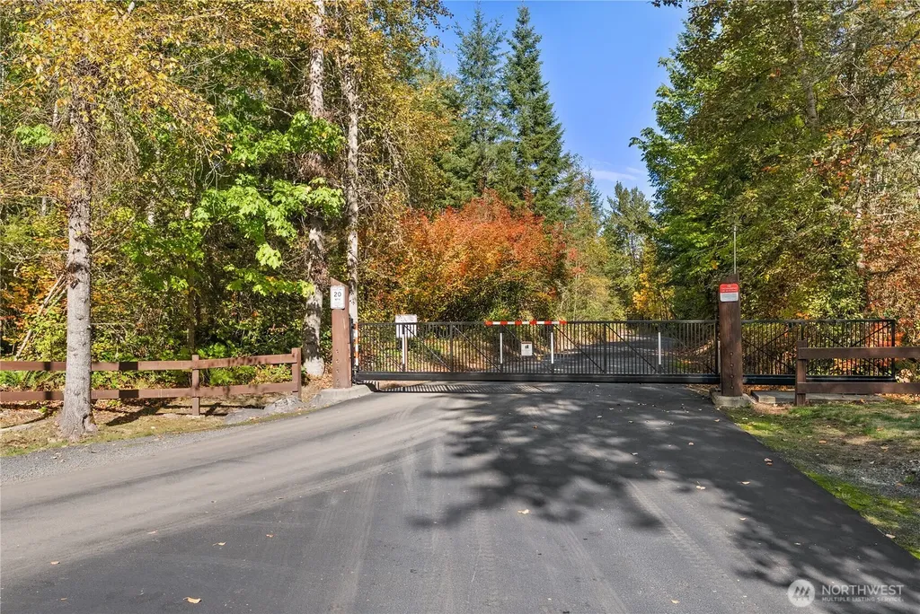 40320 32nd Avenue E Eatonville WA 98328