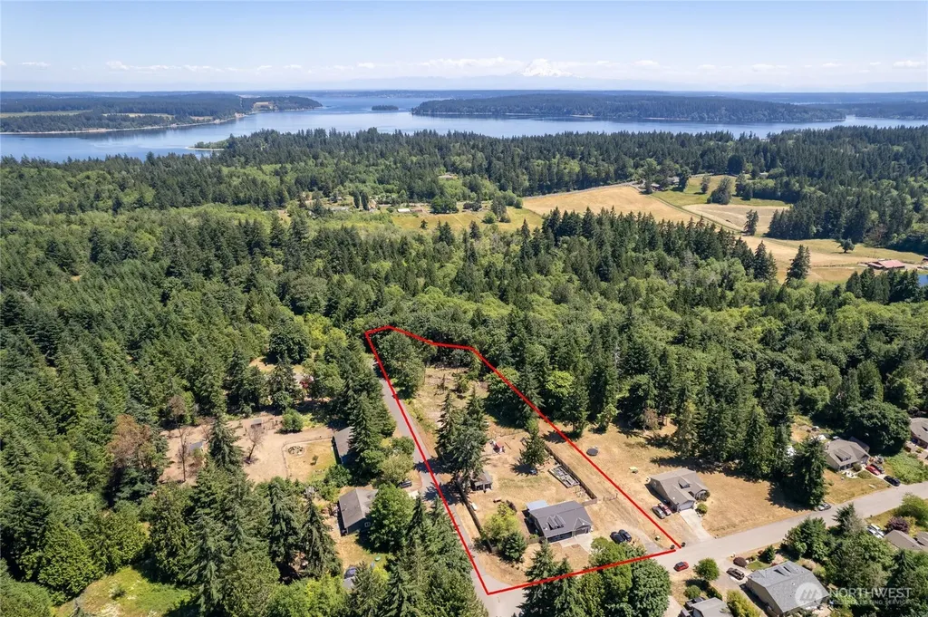 6503 173rd Avenue SW Longbranch WA 98351