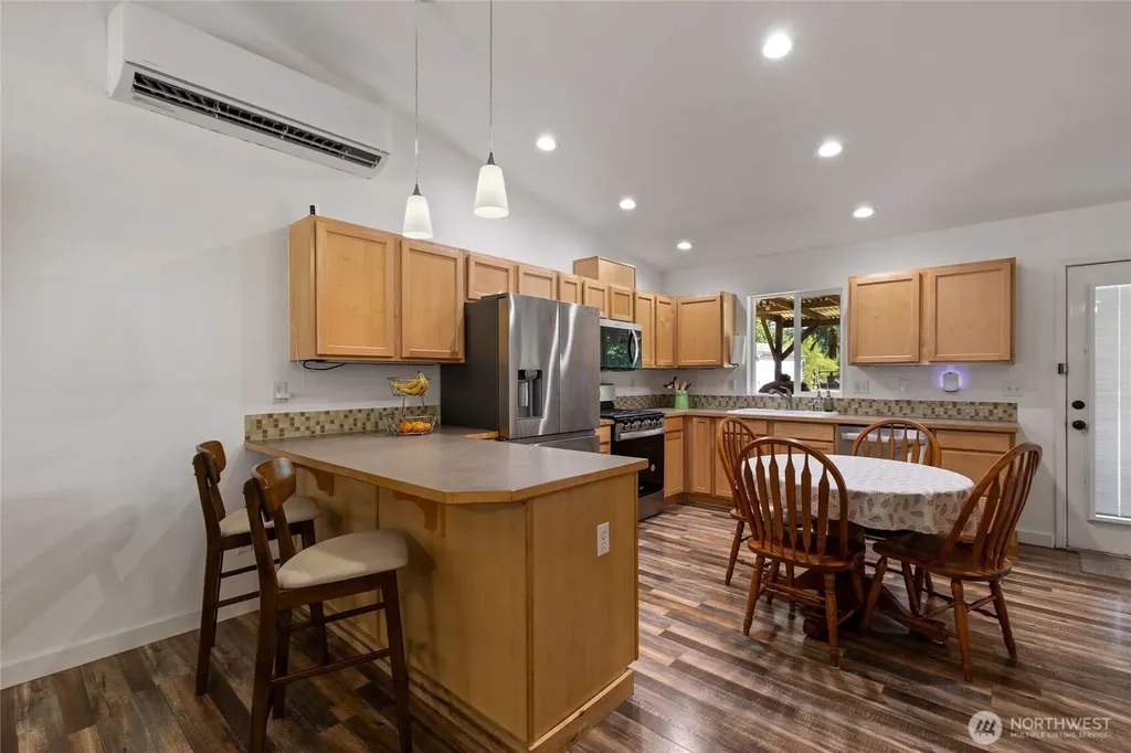 6503 173rd Avenue SW Longbranch WA 98351