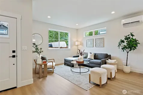 263 NW 42nd Street Seattle WA 98107