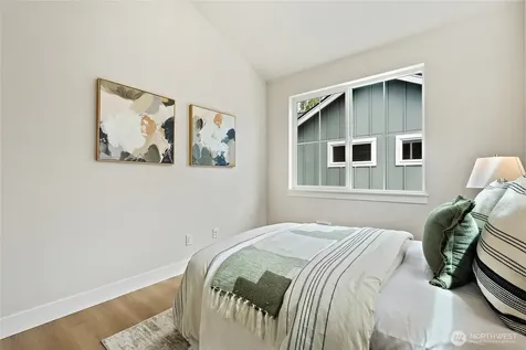 263 NW 42nd Street Seattle WA 98107