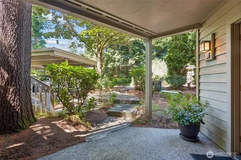 1354 Bellevue Way NE Bellevue WA 98004