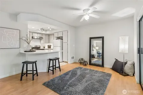 1354 Bellevue Way NE Bellevue WA 98004