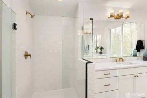 11170 NE 134th Court NE Redmond WA 98052
