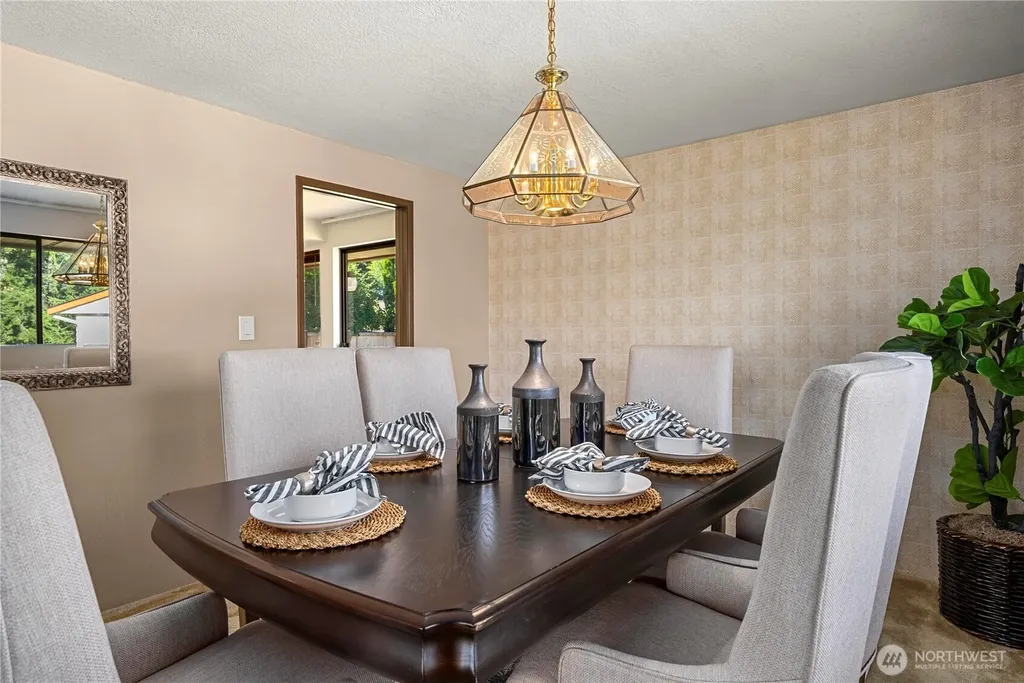 17326 NE 18th Place Bellevue WA 98008