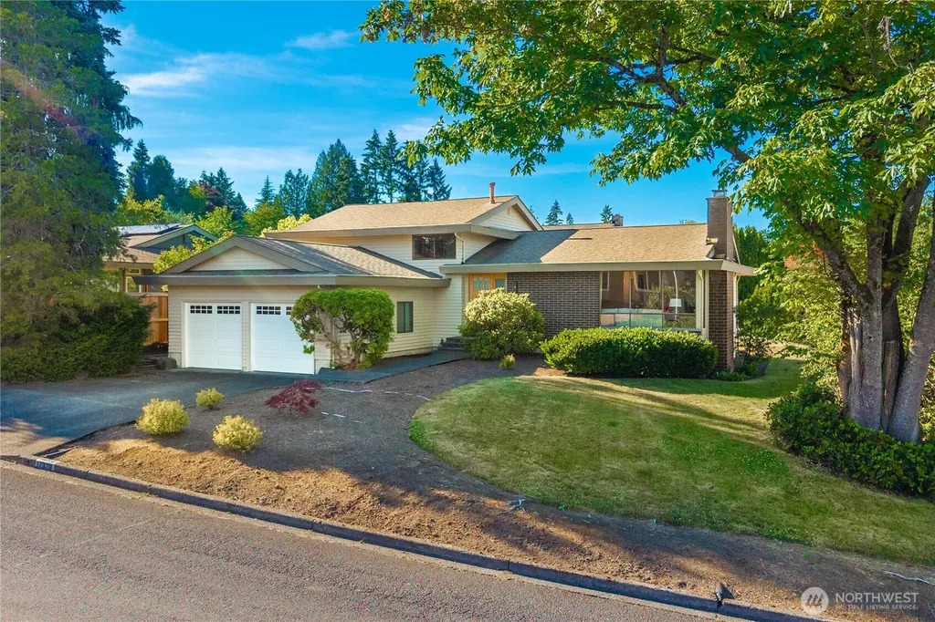 17326 NE 18th Place Bellevue WA 98008