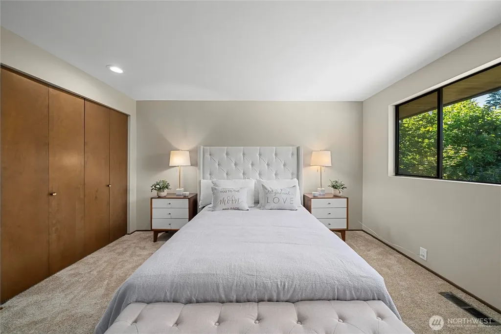17326 NE 18th Place Bellevue WA 98008