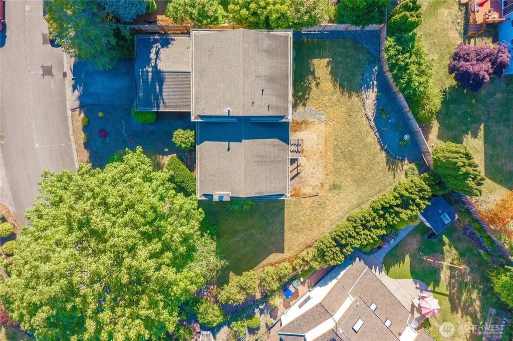 17326 NE 18th Place Bellevue WA 98008