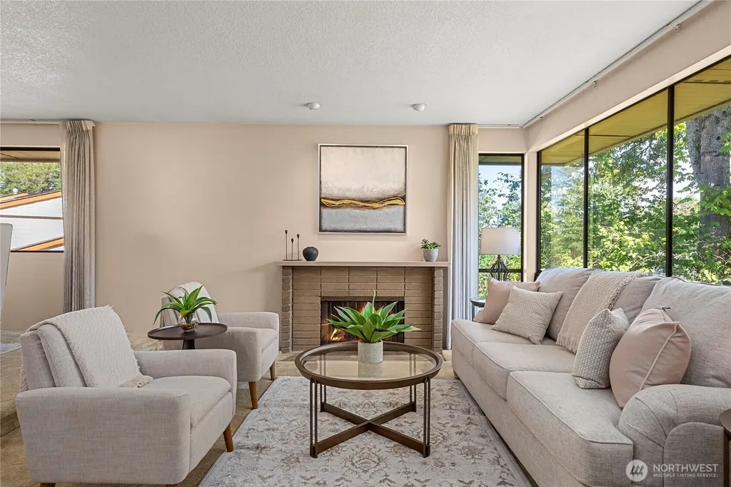 17326 NE 18th Place Bellevue WA 98008